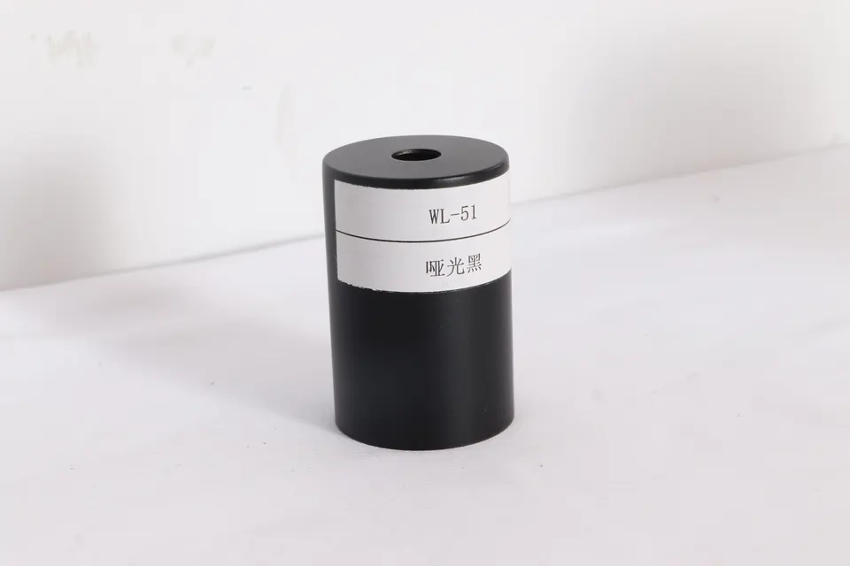 Metal finishes · Sample 03