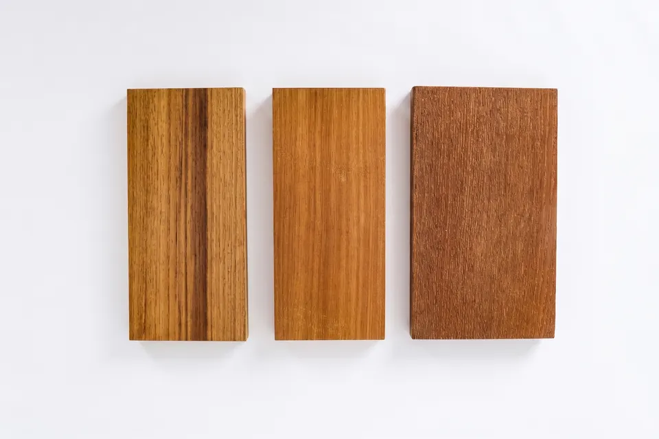 Wood · Sample 02