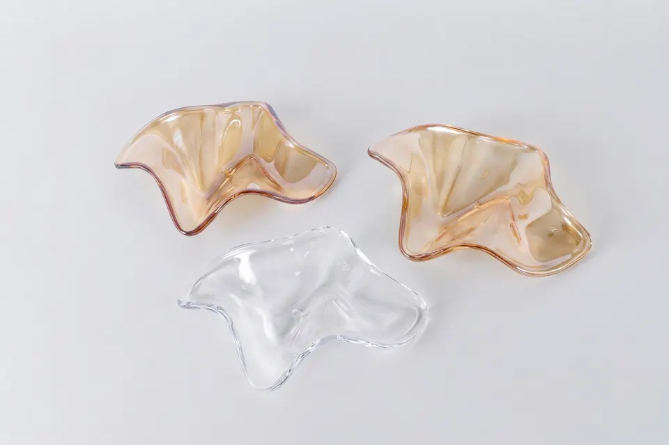 Glass · Sample 05
