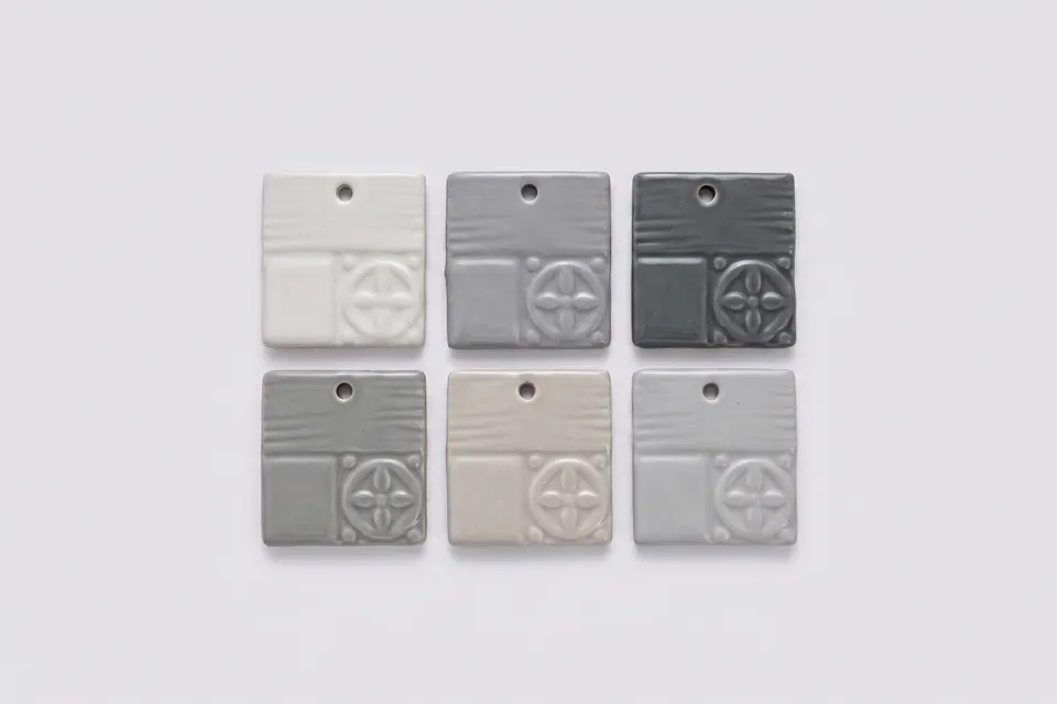 Stone, marble, alabaster & ceramics · Sample 32